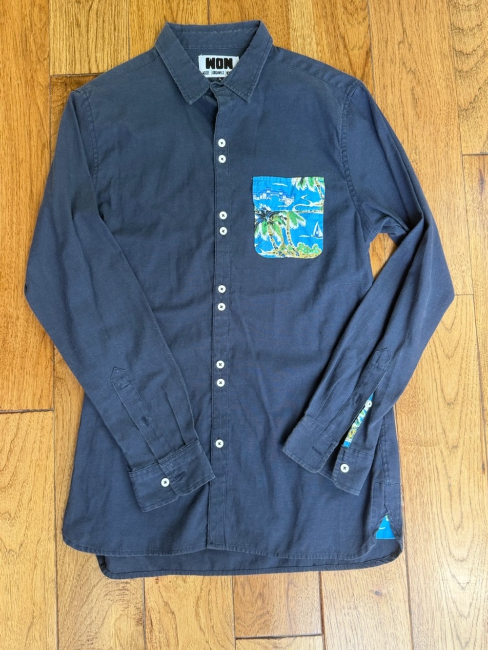 Men’s tropical button down